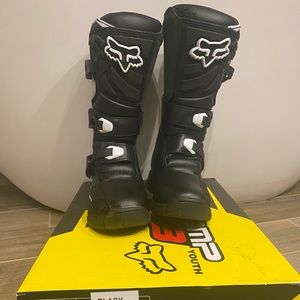 Fox Youth Comp 3 racing boots size 2